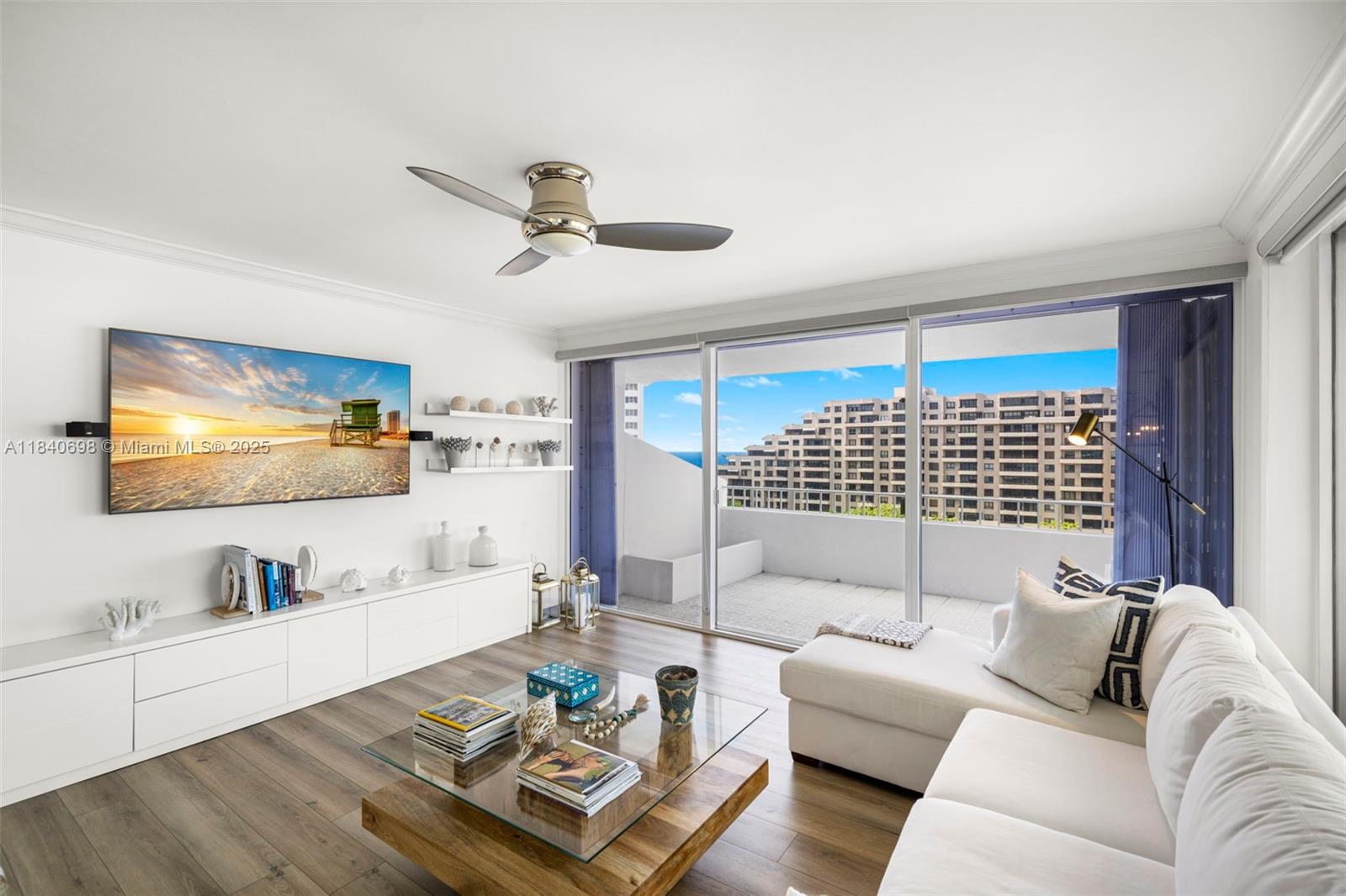 199 Ocean Ln Drive, Unit 1015 Key Biscayne, FL 33149 - Photo 4 of 27