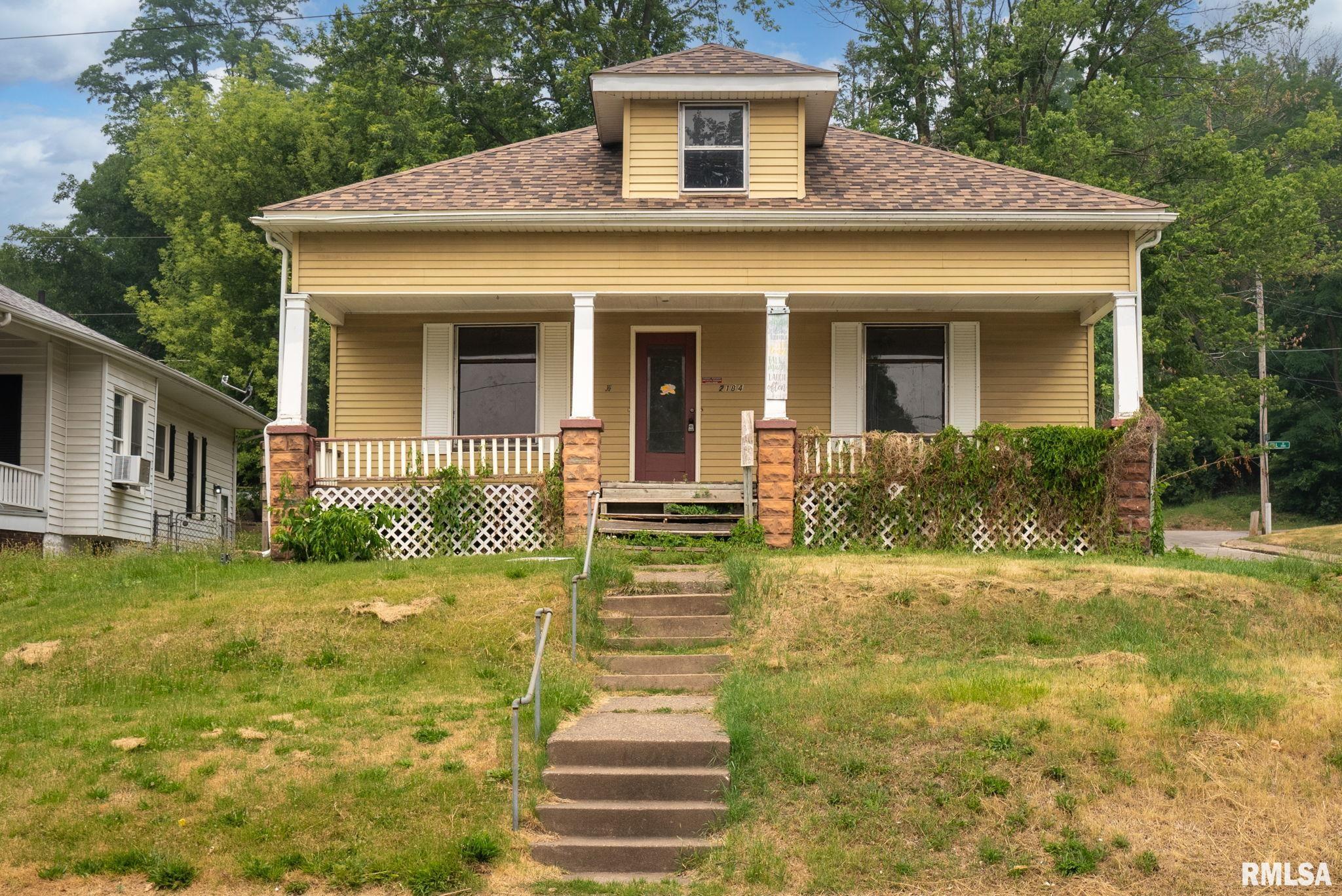 2104 Telegraph Road Davenport, IA 52804 - Photo 1 of 16 Gallery Image 1