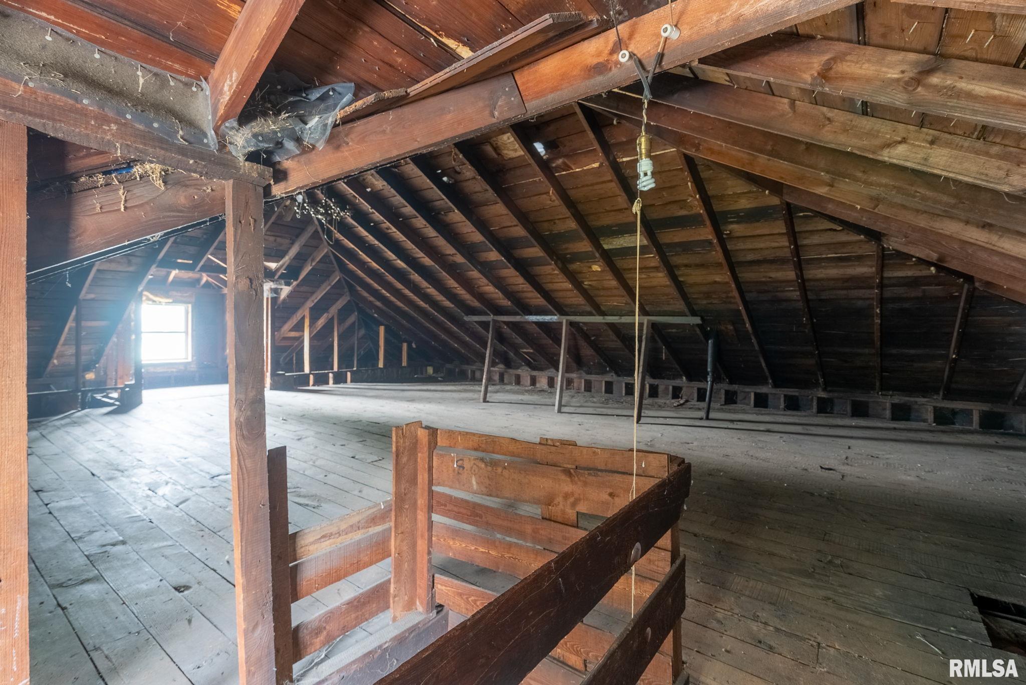2104 Telegraph Road Davenport, IA 52804 - Photo 14 of 16 Gallery Image 14