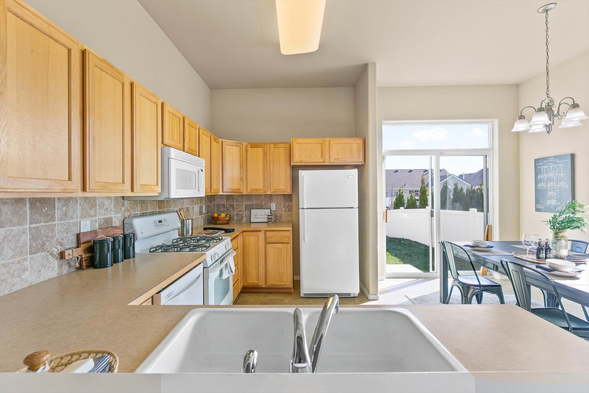 1707 West Tree Lane Spokane, WA 99208 - Photo 11 of 24 Gallery Image 11