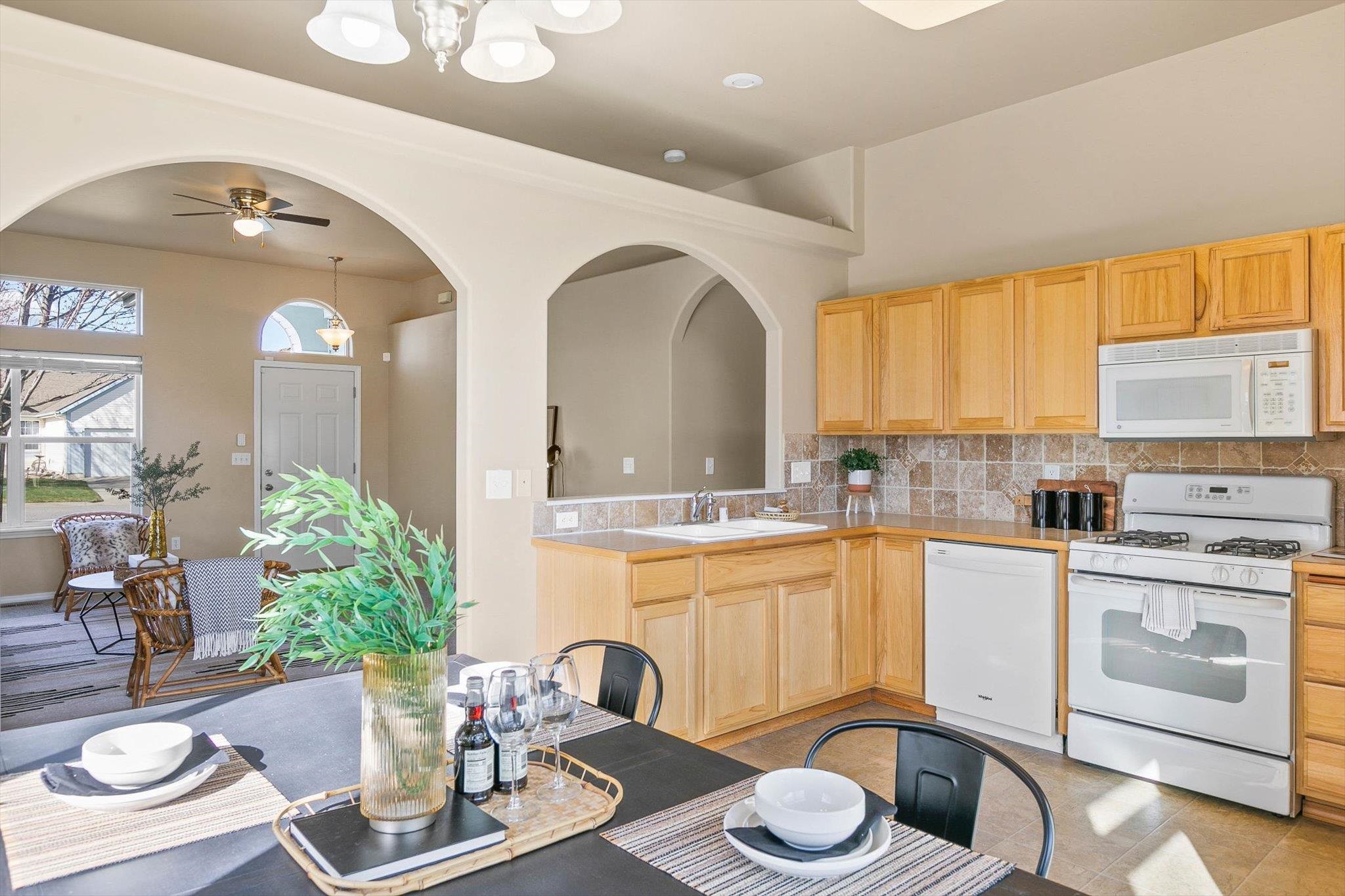 1707 West Tree Lane Spokane, WA 99208 - Photo 8 of 24 Gallery Image 8