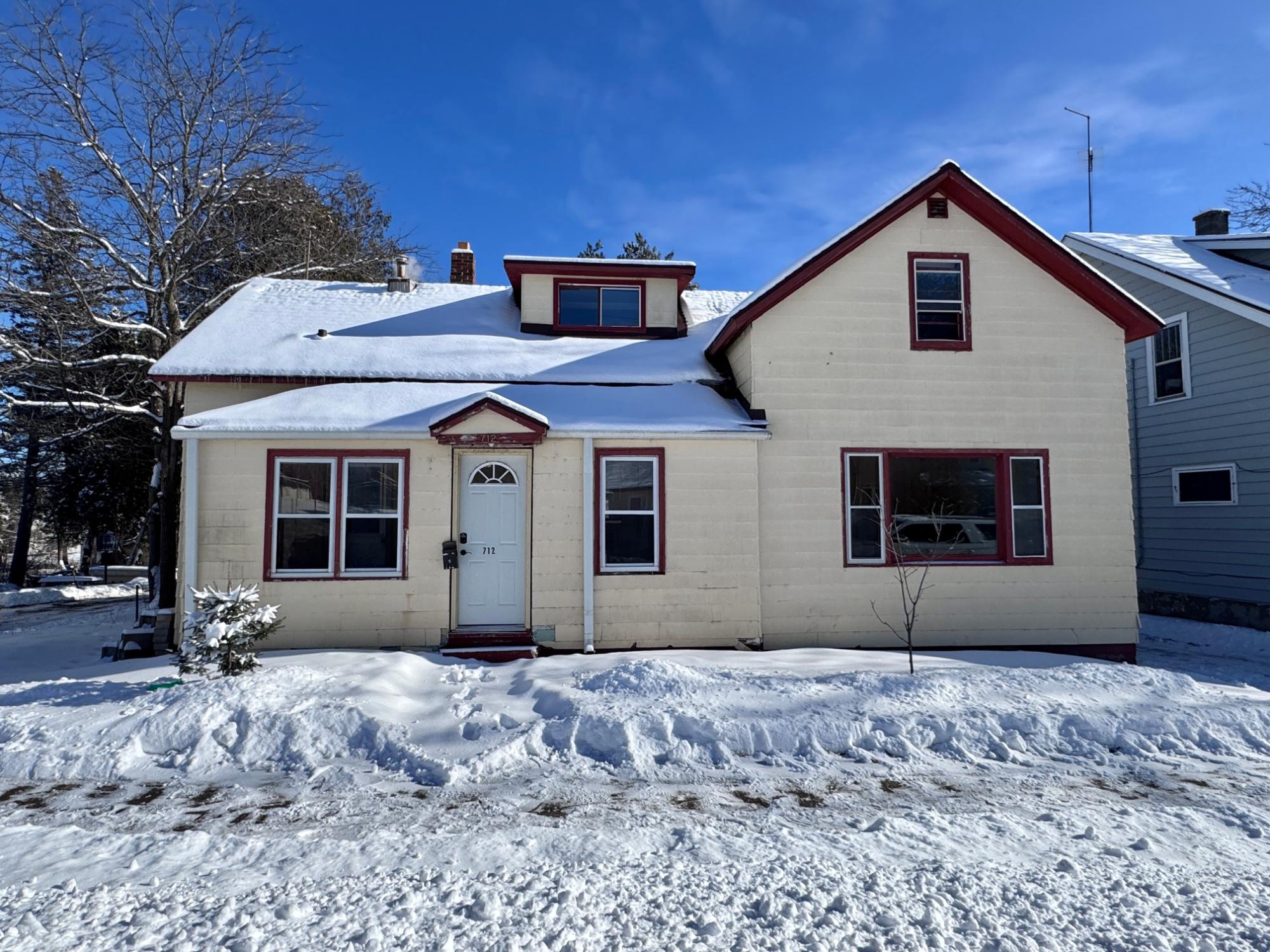 712 North Brown Street Rhinelander, WI 54501 - Photo 1 of 28 Gallery Image 1