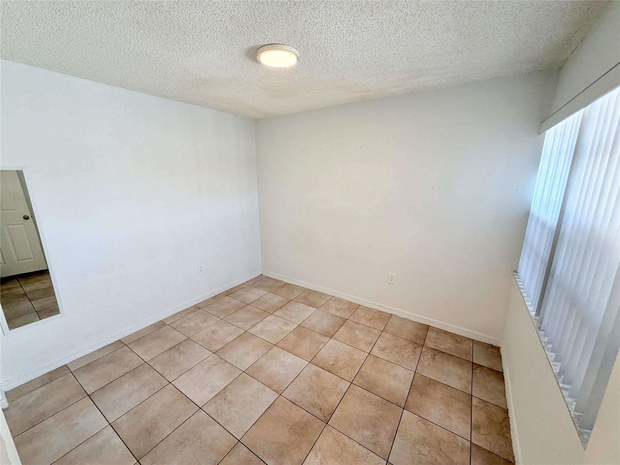 4804 Southwest 145th Avenue Miami, FL 33175 - Photo 9 of 17 Photo 9