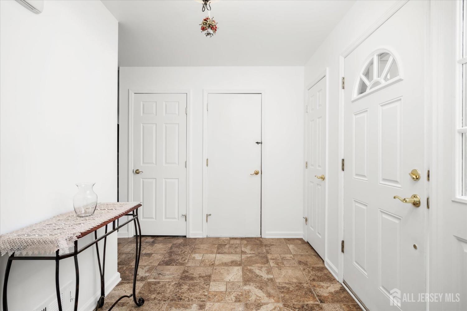 548 New Brunswick Road Somerset, NJ 08873 - Photo 2 of 31 Gallery Image 2
