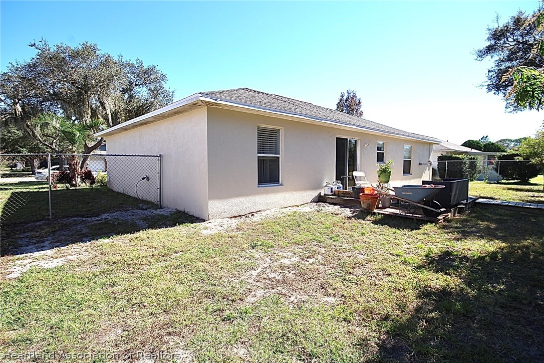 4149 Leaf Road Sebring, FL 33875 - Photo 9 of 20