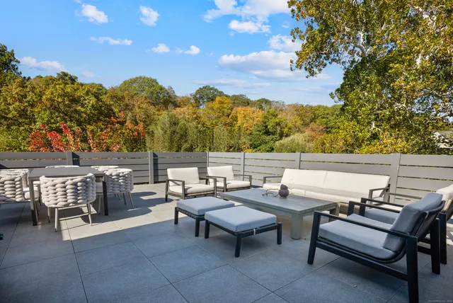 $2,495,000 | 41 Richmondville Avenue, Unit DUPLEX 2, Westport, CT 06880