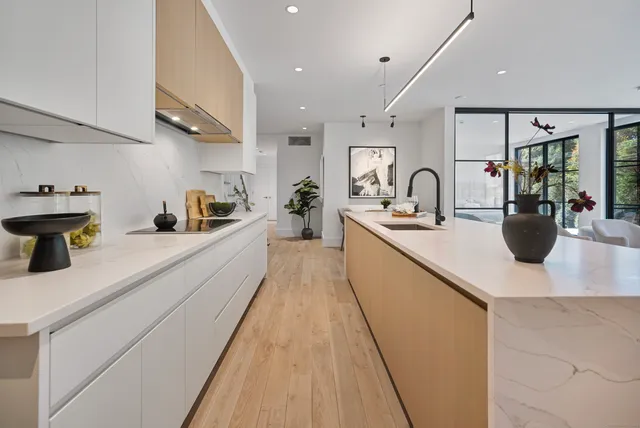 $2,495,000 | 41 Richmondville Avenue, Unit DUPLEX 2, Westport, CT 06880