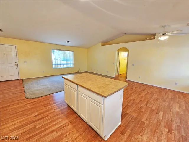 $1,735 | 960 Lone Pine Road, Pahrump, NV 89048