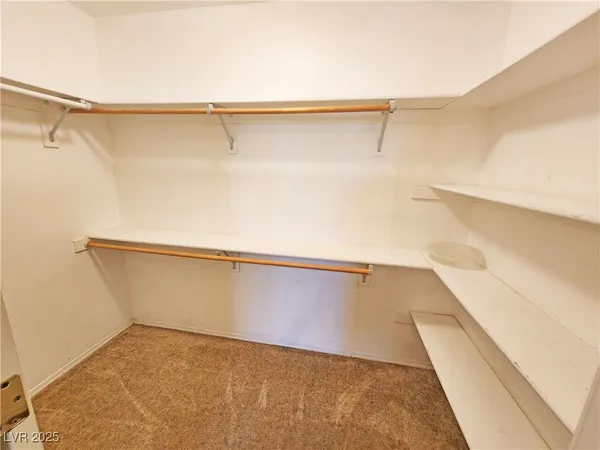 $1,565 | 960 Lone Pine Road, Pahrump, NV 89048