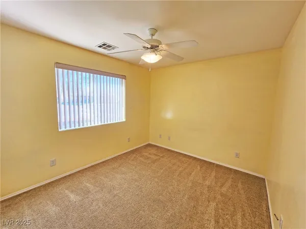 $1,565 | 960 Lone Pine Road, Pahrump, NV 89048