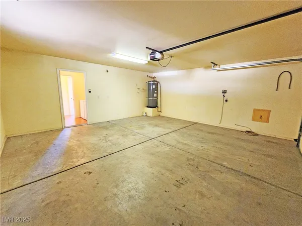 $1,565 | 960 Lone Pine Road, Pahrump, NV 89048