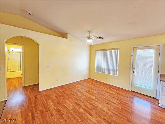 $1,735 | 960 Lone Pine Road, Pahrump, NV 89048