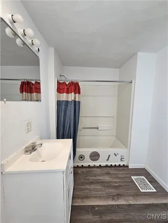 $135,000 | 1567 West Street, Utica, NY 13501