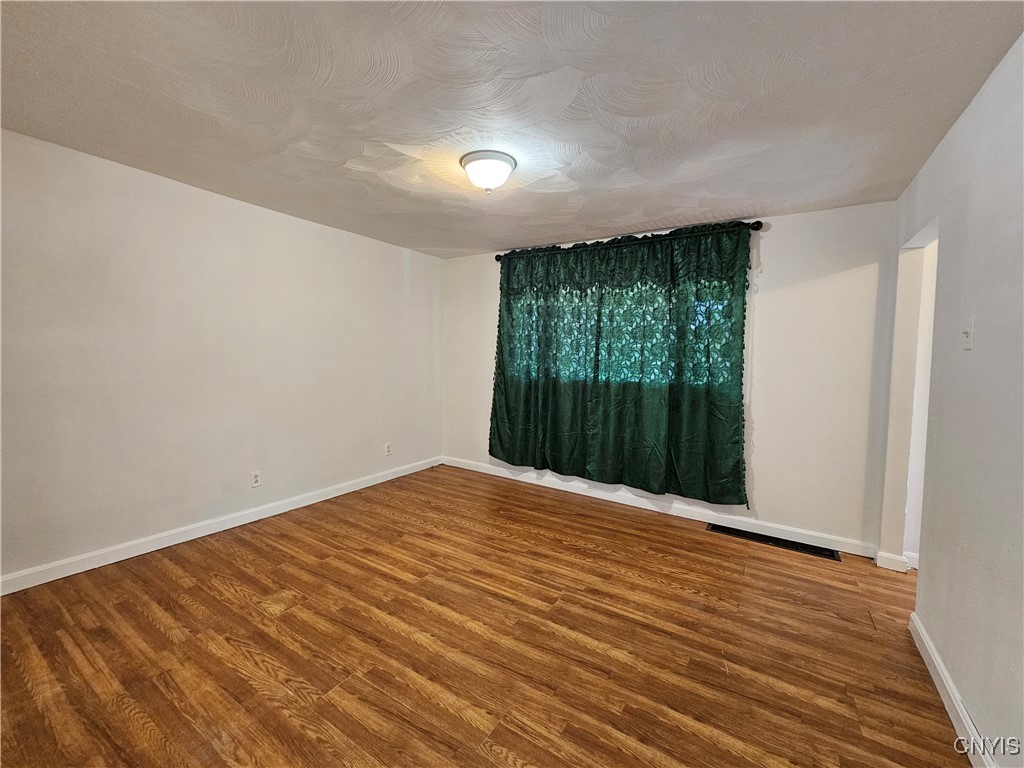 1567 West Street Utica, NY 13501 - Photo 10 of 34