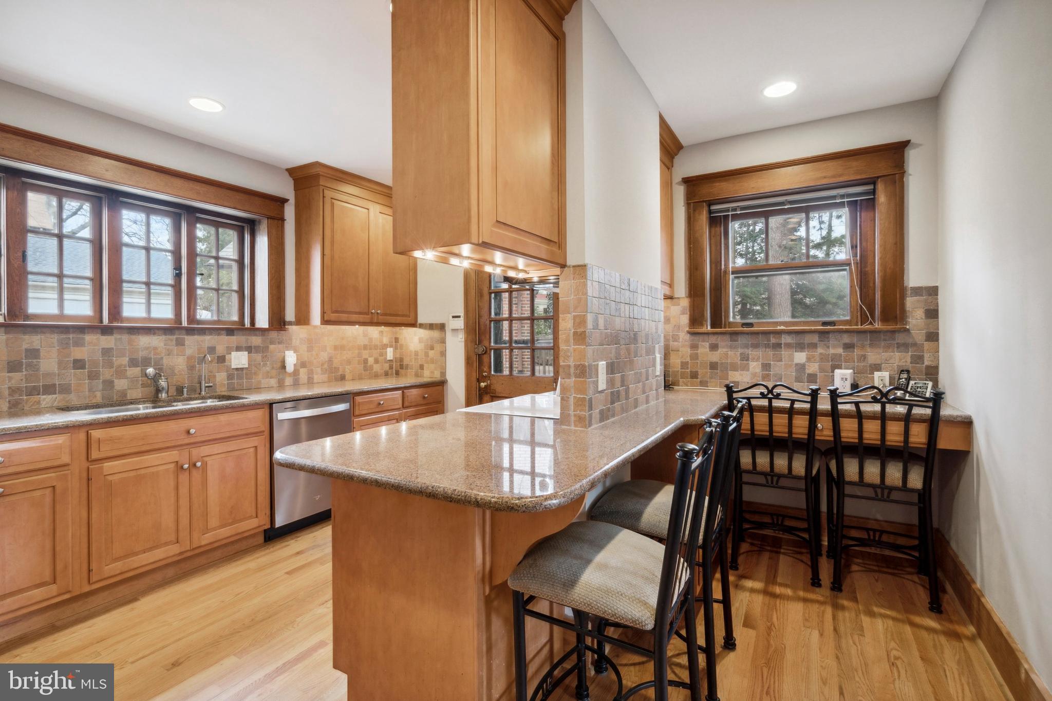 602 Vernon Road Philadelphia, PA 19119 - Photo 33 of 77