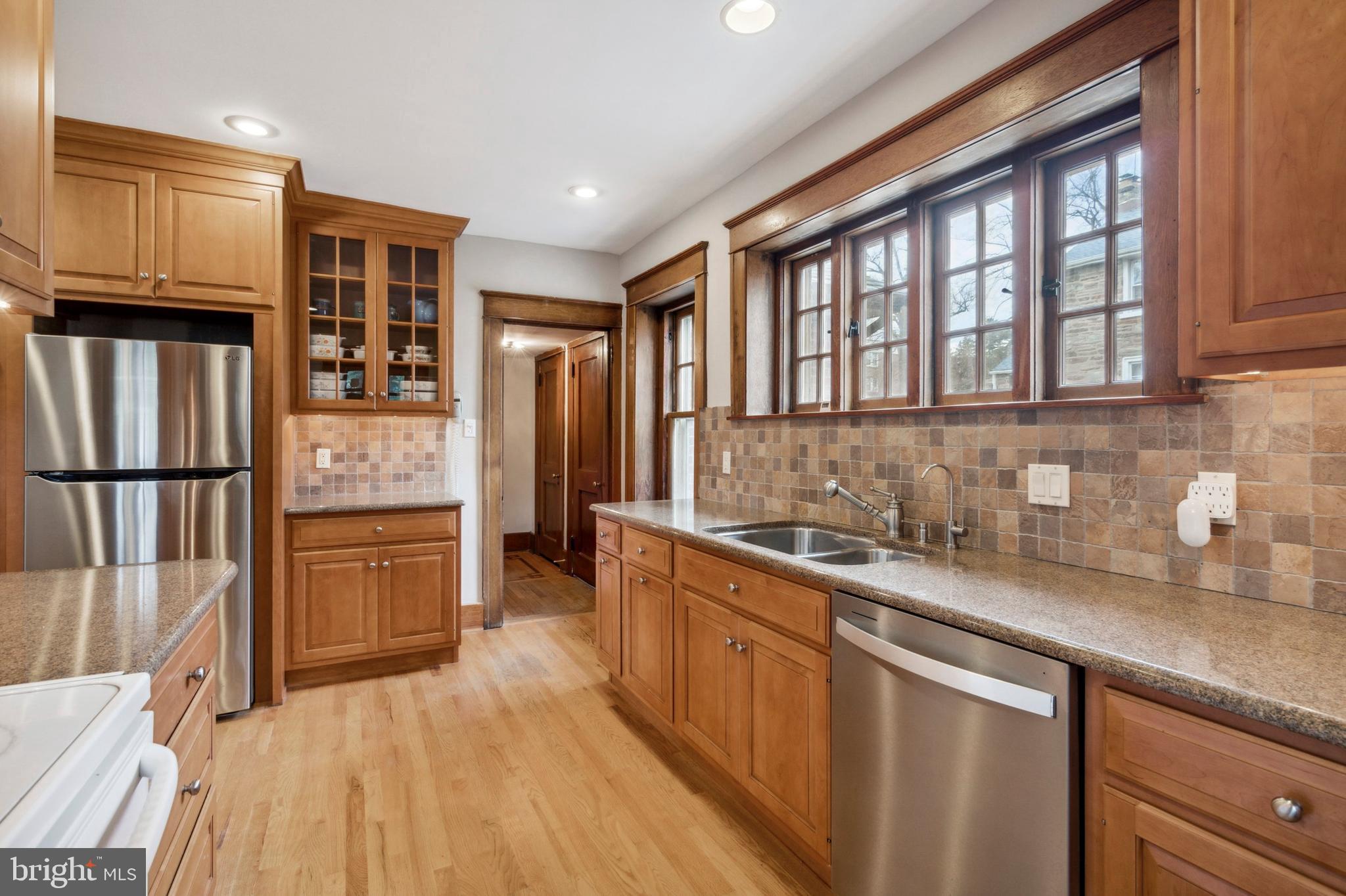 602 Vernon Road Philadelphia, PA 19119 - Photo 37 of 77