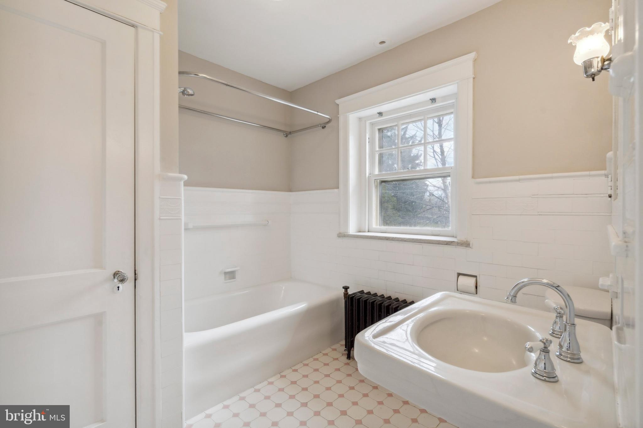 602 Vernon Road Philadelphia, PA 19119 - Photo 45 of 77