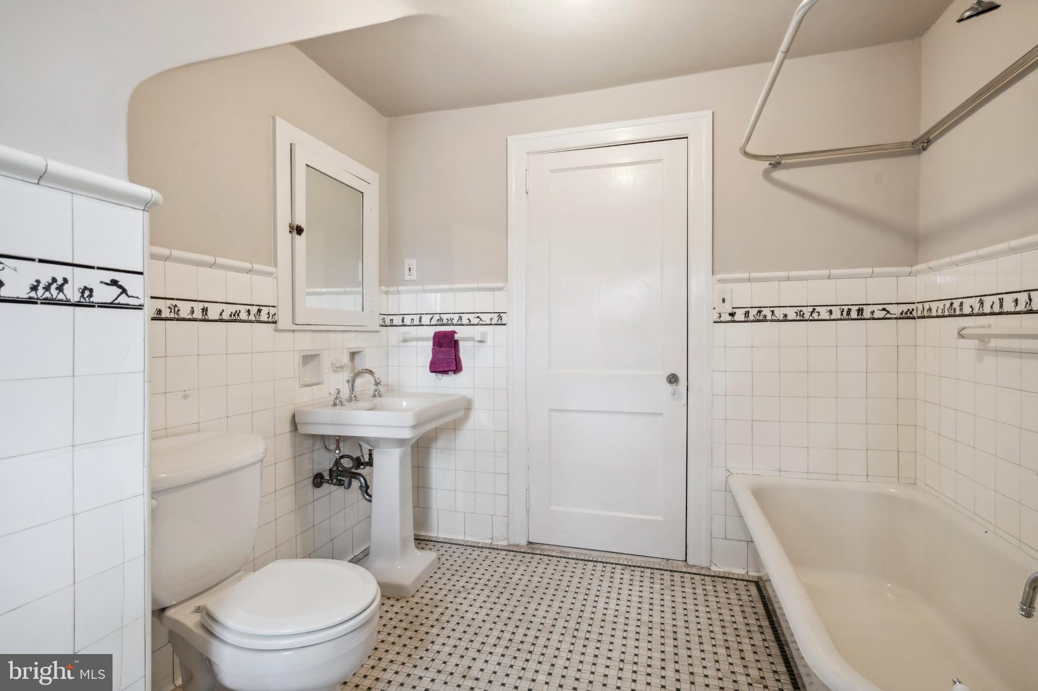 602 Vernon Road Philadelphia, PA 19119 - Photo 56 of 77
