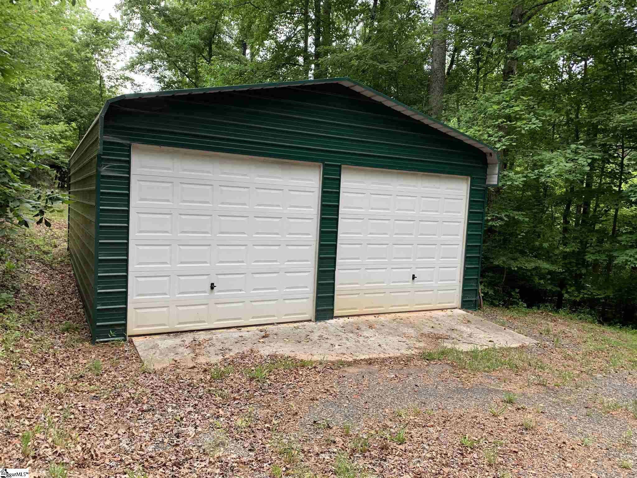 279 Holly Springs School Road Pickens, SC 29671 - Photo 11 of 36