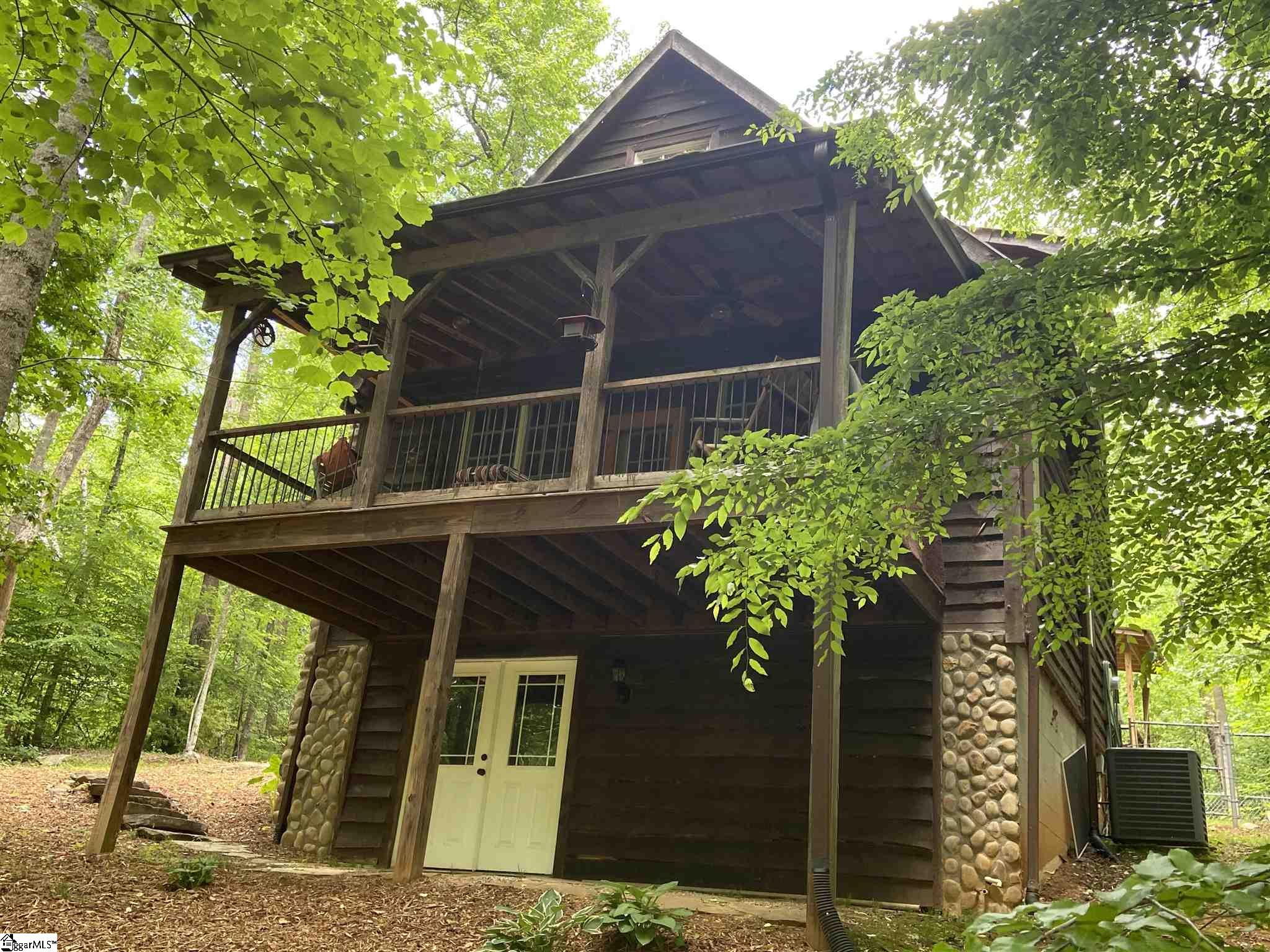 279 Holly Springs School Road Pickens, SC 29671 - Photo 3 of 36