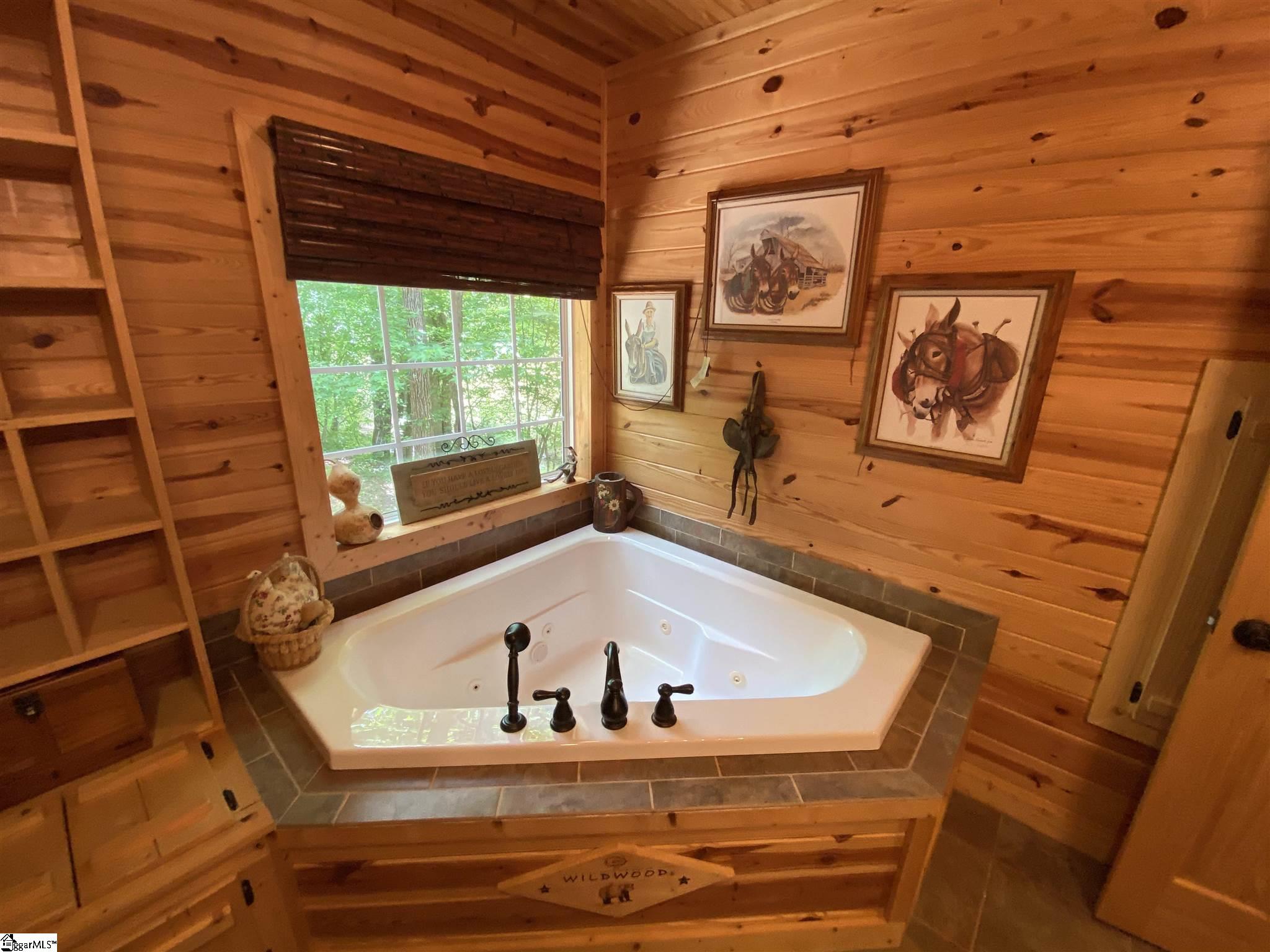 279 Holly Springs School Road Pickens, SC 29671 - Photo 27 of 36