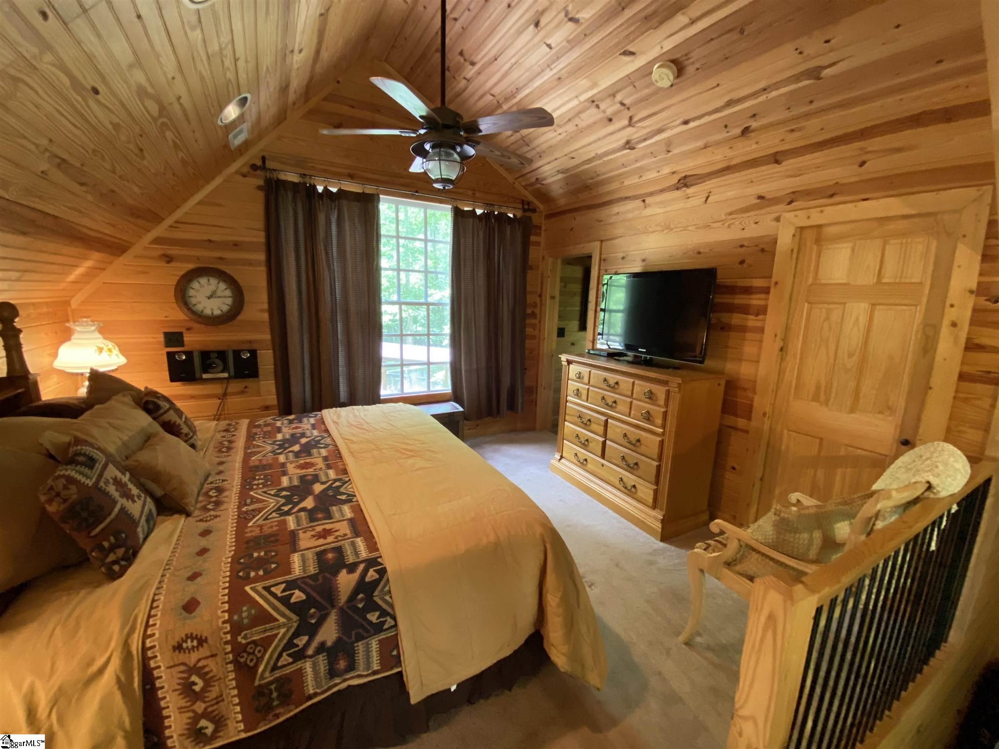 279 Holly Springs School Road Pickens, SC 29671 - Photo 32 of 36