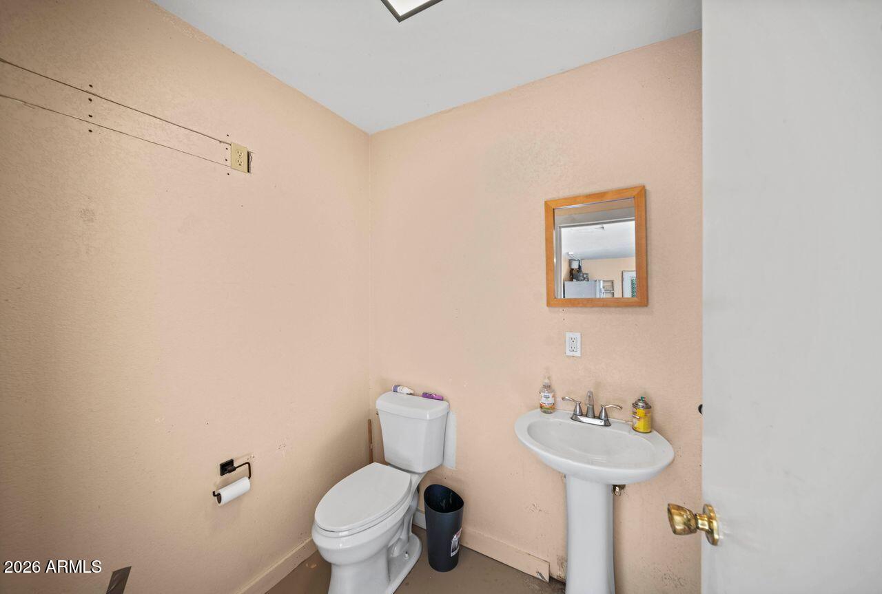 51718 West Donald Road Aguila, AZ 85320 - Photo 22 of 59