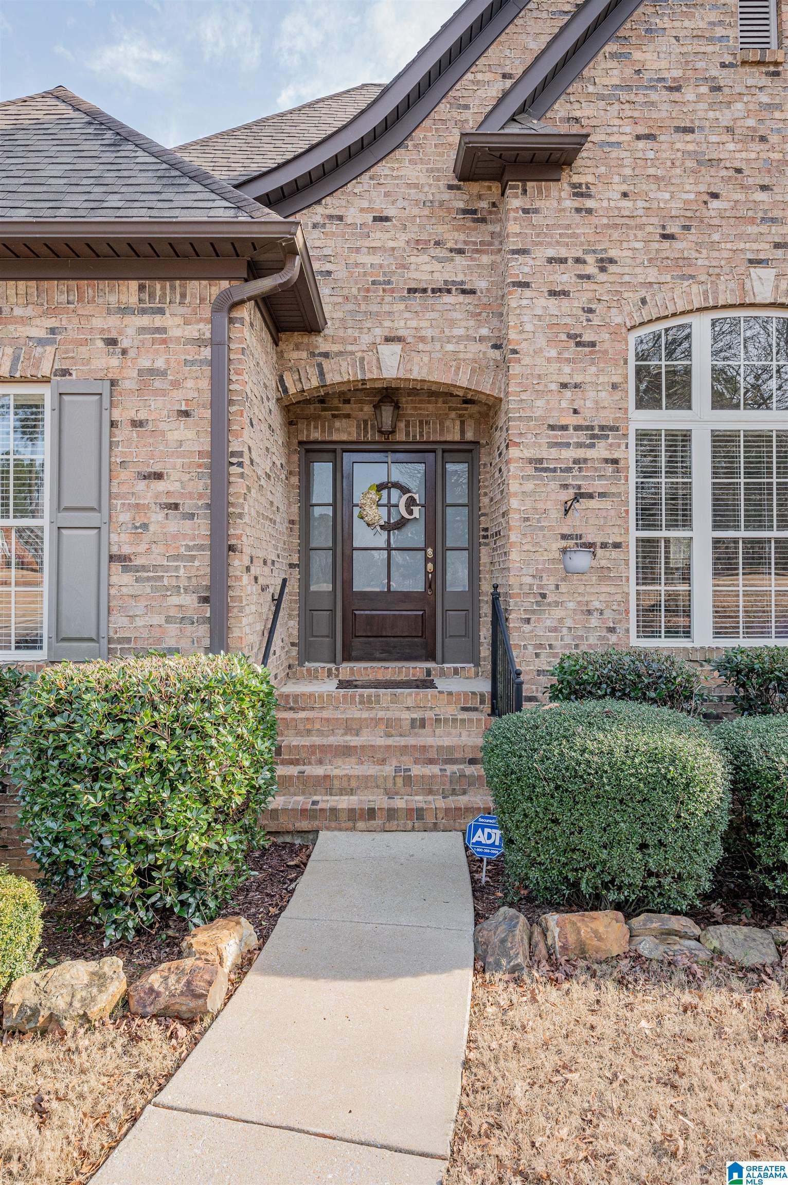 1012 Lake View Lane Calera, AL 35040 - Photo 3 of 50