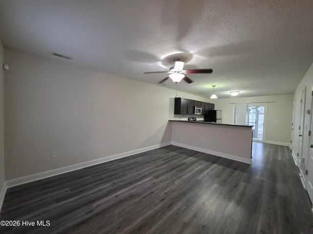 $1,350 | 521 Cider Hill Road, Jacksonville, NC 28546