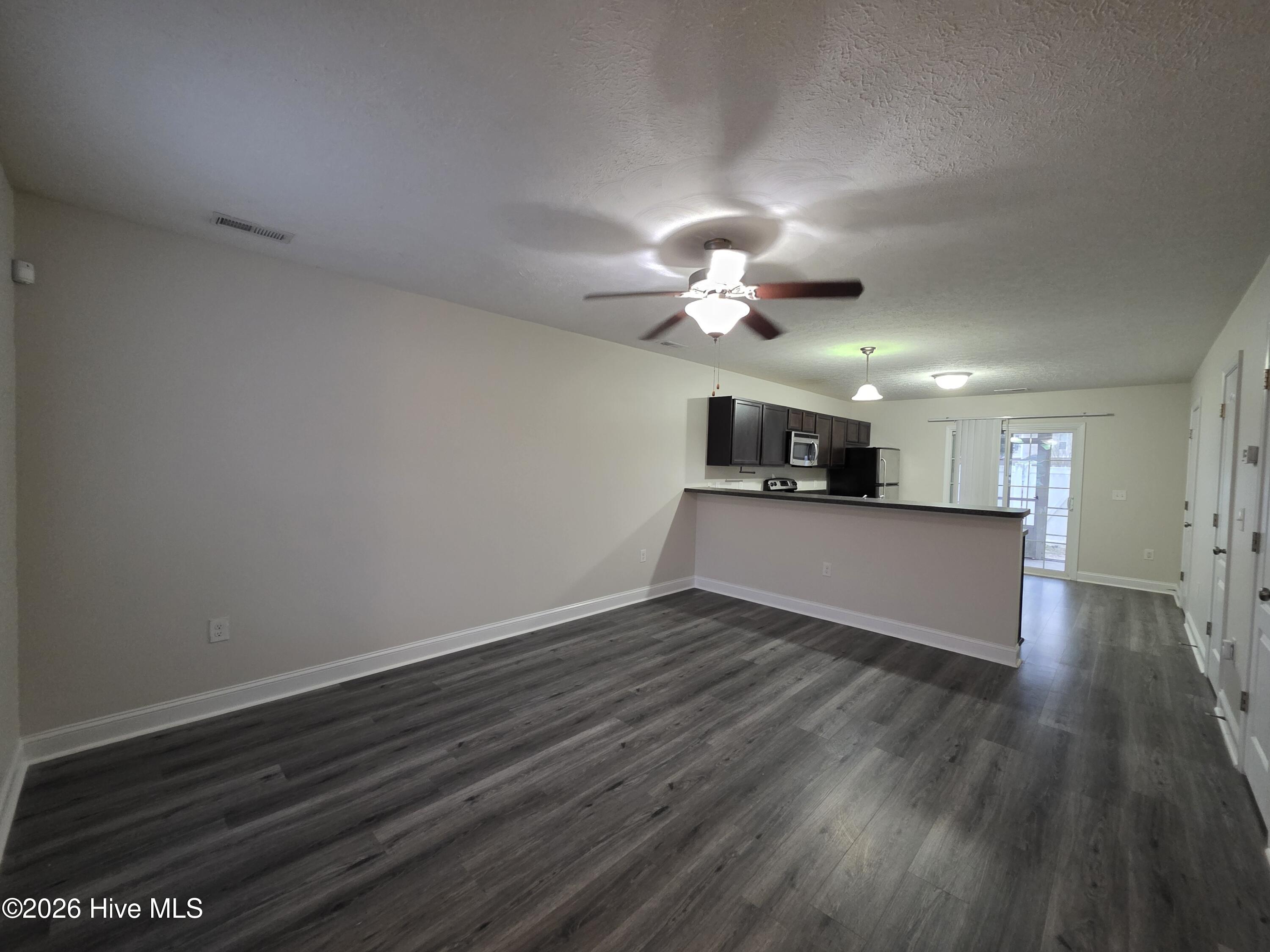 521 Cider Hill Road Jacksonville, NC 28546 - Photo 2 of 9 2