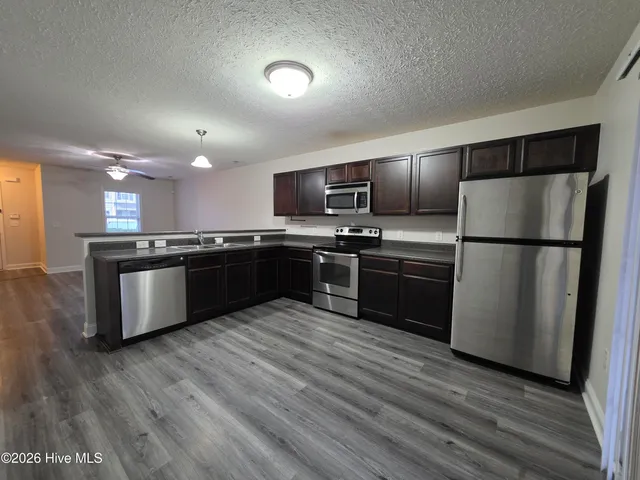 $1,350 | 521 Cider Hill Road, Jacksonville, NC 28546