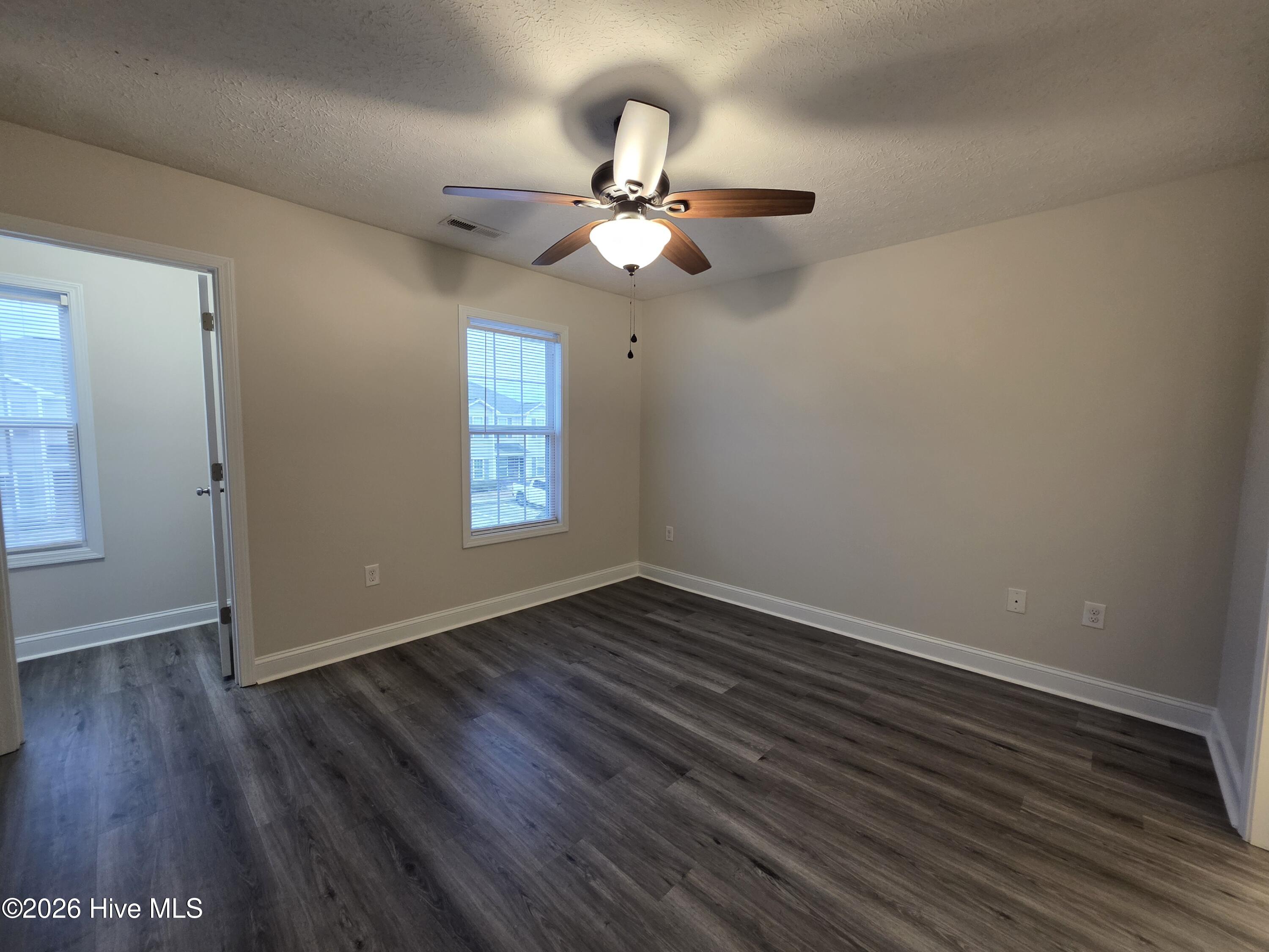 521 Cider Hill Road Jacksonville, NC 28546 - Photo 6 of 9 6