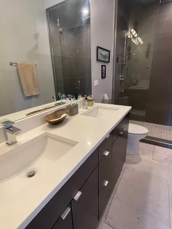 $4,680 | 2848 North Damen Avenue, Unit 3, Chicago, IL 60618