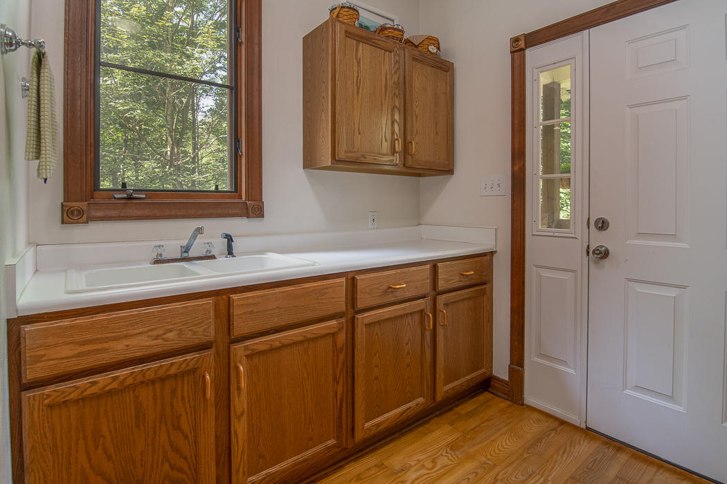 1140 Lees Gap Road Fincastle, VA 24090 - Photo 36 of 63 Laundry/Mud Rm