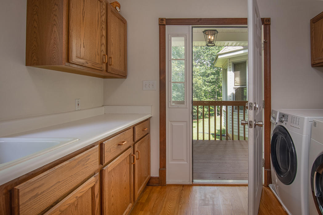 1140 Lees Gap Road Fincastle, VA 24090 - Photo 37 of 63 Laundry/Mud Rm