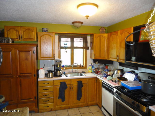 220 Bilodeau Brook Road Hinsdale, MA 01235 - Photo 4 of 14 DSC02549