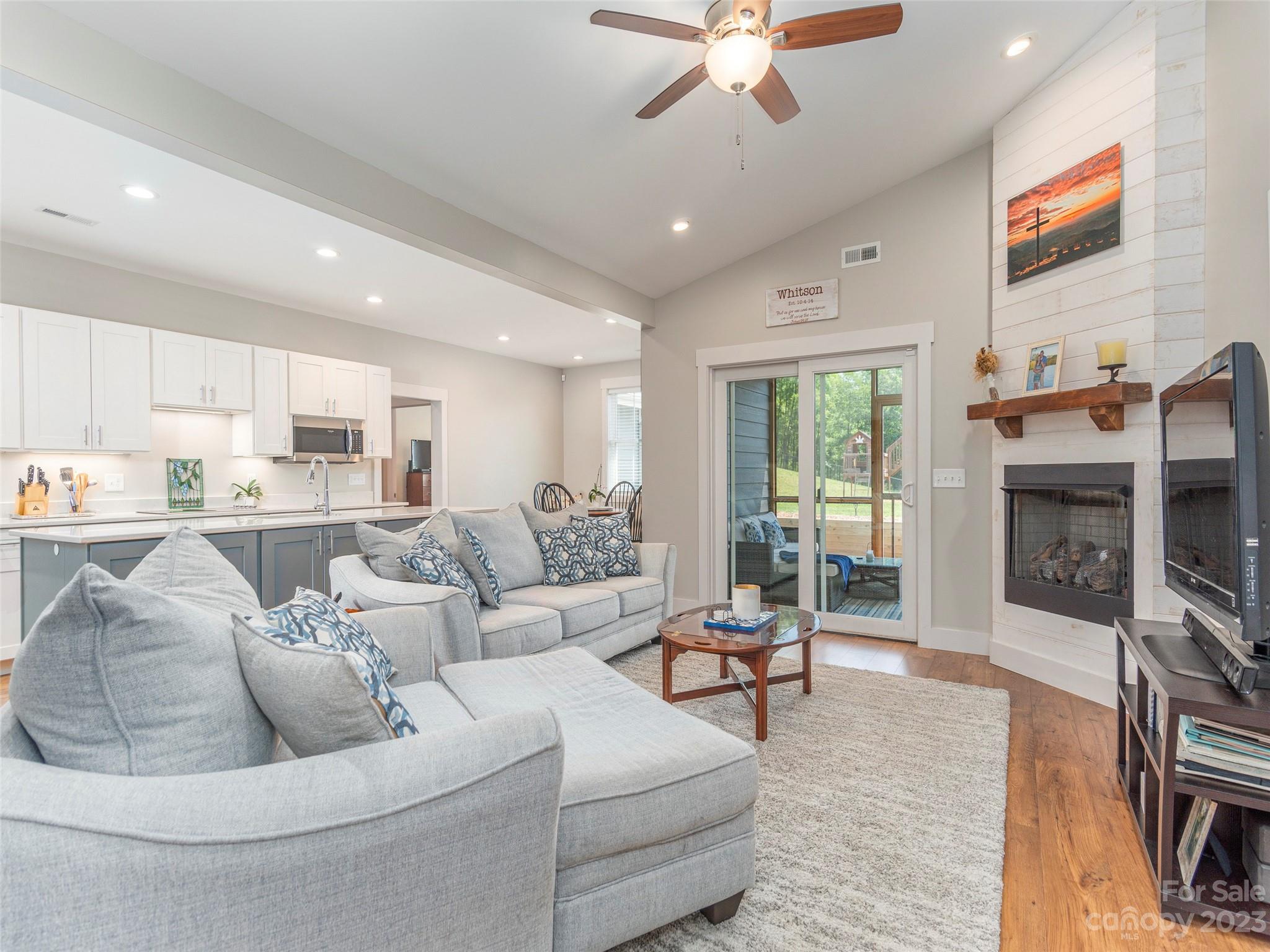 102 Crabtree Mountain Road Canton, NC 28716 - Photo 5 of 30 Gallery Image 5