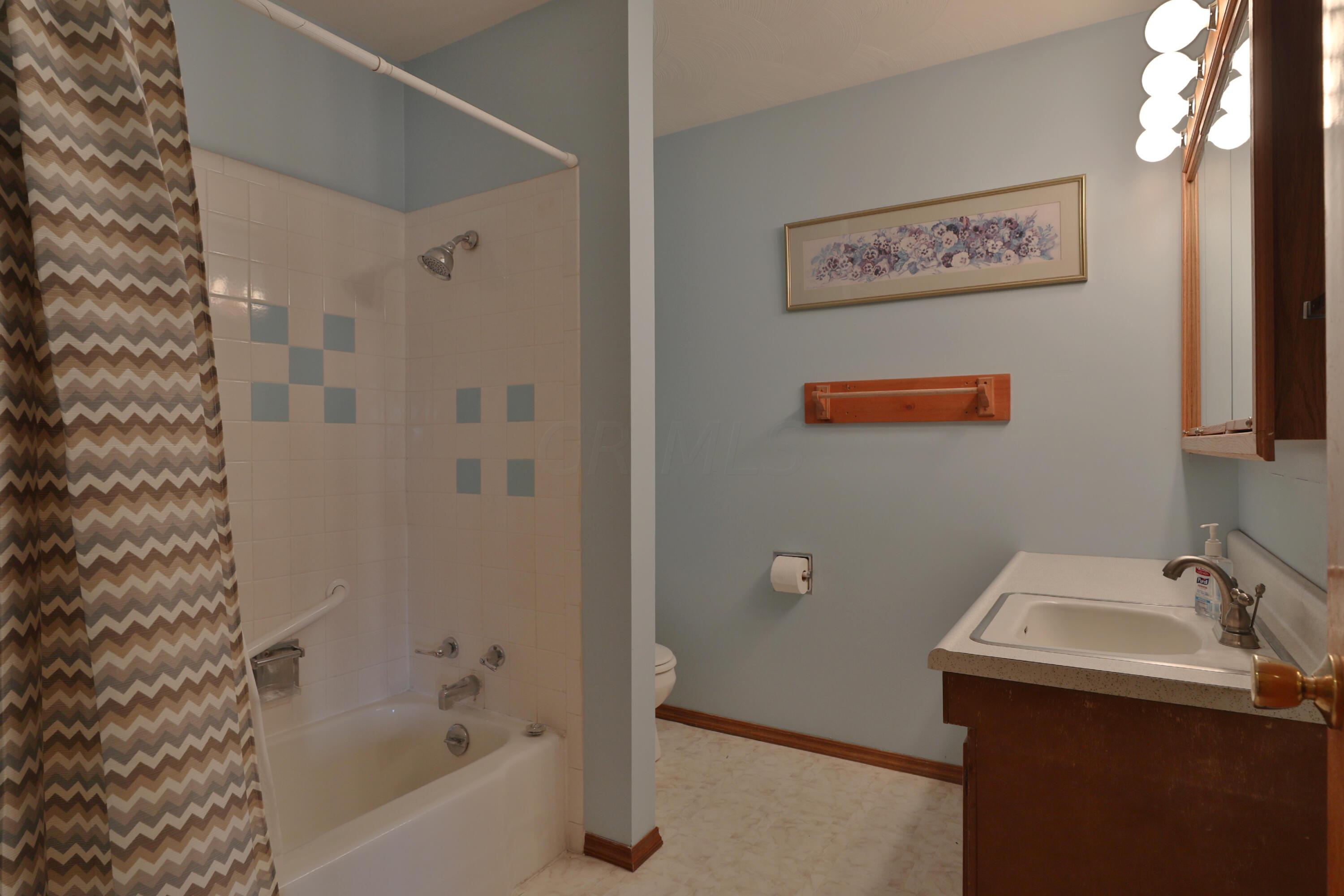 998 Hudson Road Delaware, OH 43015 - Photo 23 of 38 998-Hudson-023