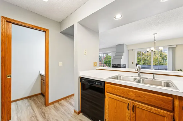 $249,000 | 15665 24th Avenue North, Unit C, Plymouth, MN 55447