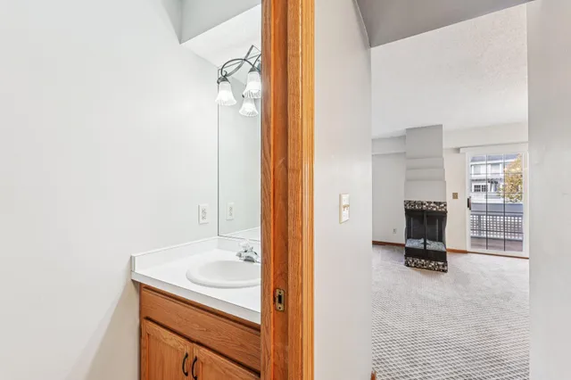 $249,000 | 15665 24th Avenue North, Unit C, Plymouth, MN 55447