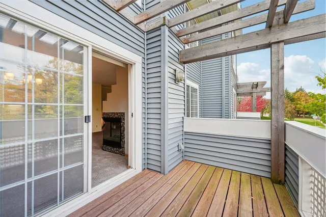 $249,000 | 15665 24th Avenue North, Unit C, Plymouth, MN 55447