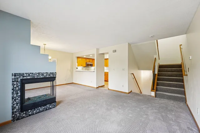 $249,000 | 15665 24th Avenue North, Unit C, Plymouth, MN 55447