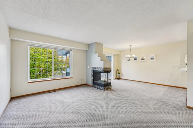 $249,000 | 15665 24th Avenue North, Unit C, Plymouth, MN 55447