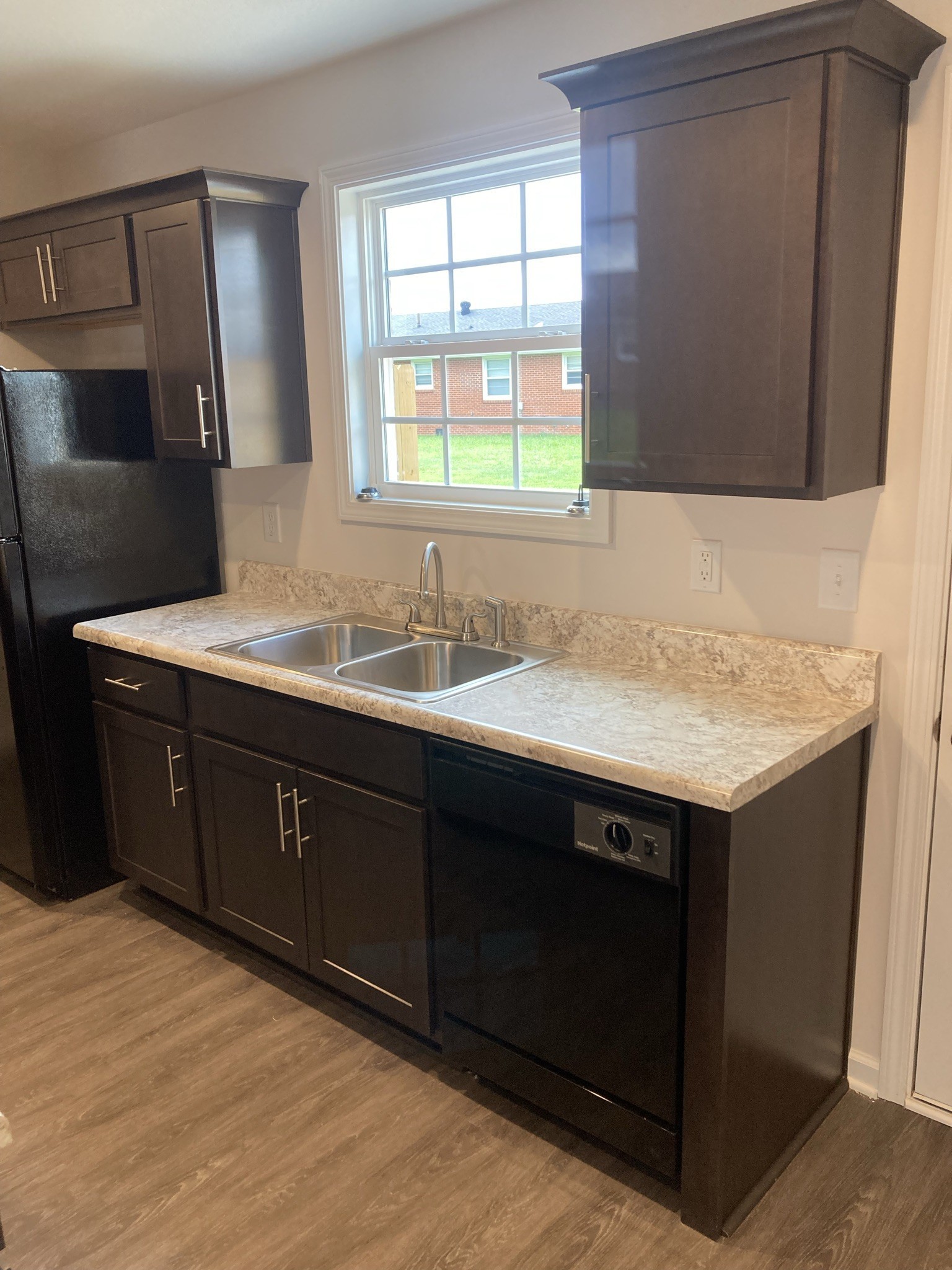 914 Peachers Mill Road, Unit J Clarksville, TN 37042 - Photo 11 of 30