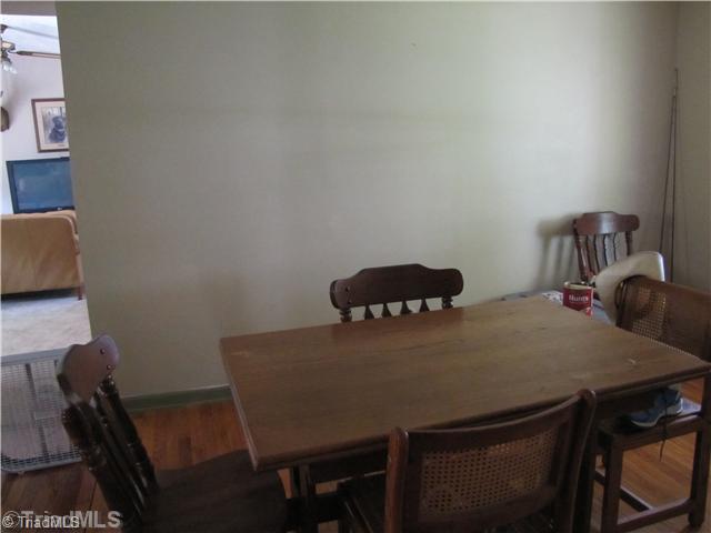 281 Anderson Road Siloam, NC 27047 - Photo 6 of 10 Dining Room.