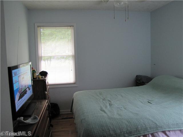 281 Anderson Road Siloam, NC 27047 - Photo 7 of 10 1st Bedroom.