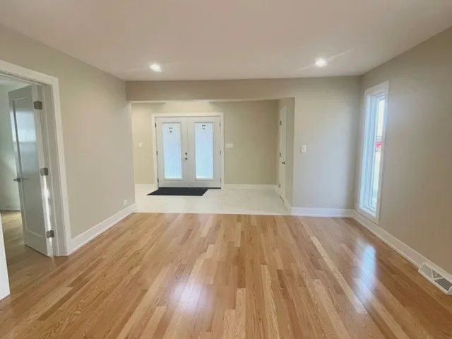 $2,400 | 26073 West Grand Avenue, Ingleside, IL 60041