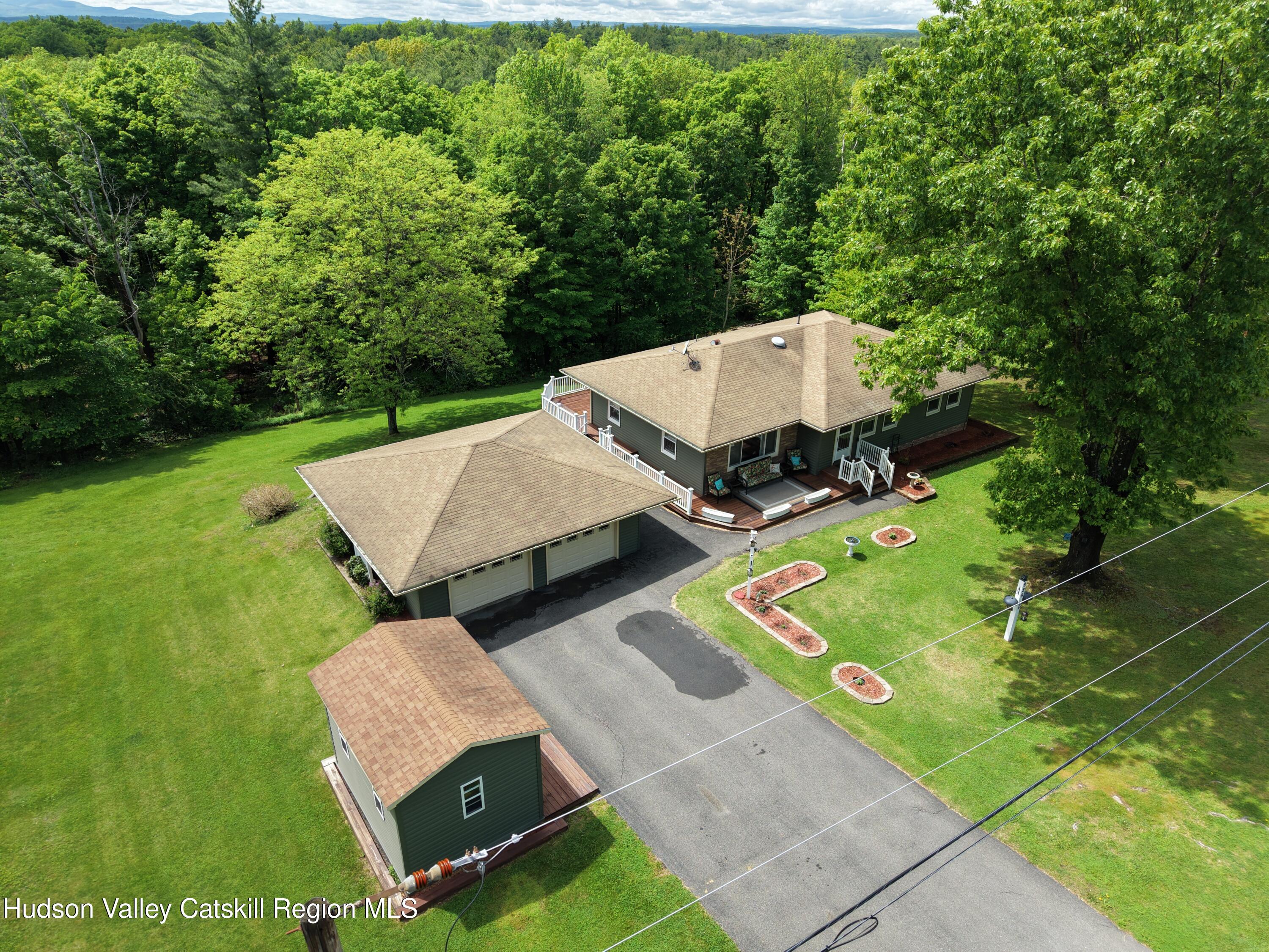 825 County Rte 51 Coxsackie, NY 12051 - Photo 2 of 33 prim