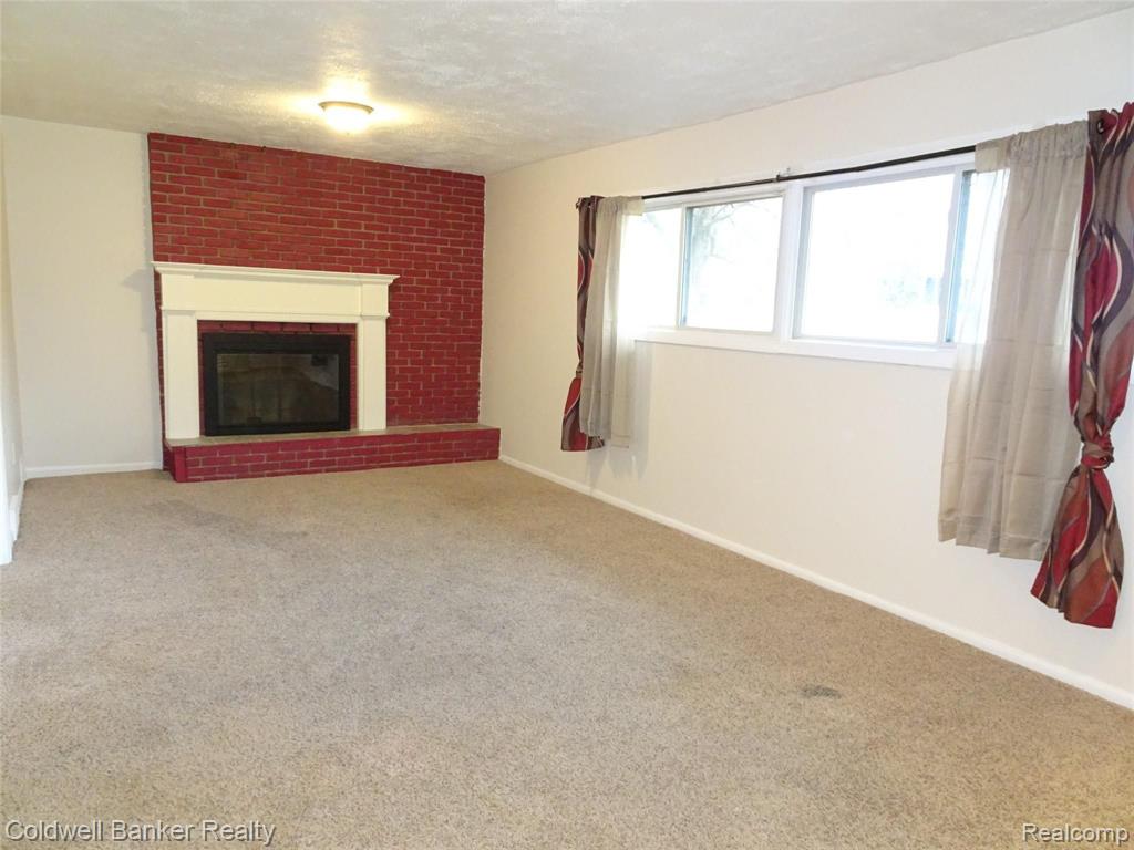 32015 Farmersville Road Farmington Hills, MI 48334 - Photo 35 of 57