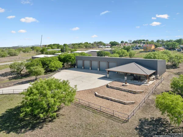 a view of outdoor space with city view